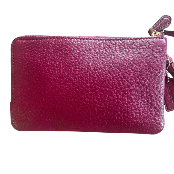 COACH Fuchsia Pebbled Leather Double Corner Zip Wristlet Bag Wallet Hang Tag - Picture 3 of 12